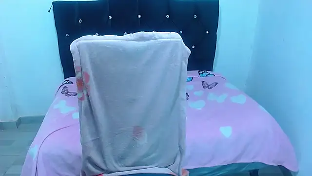 Gabi_Jhons_23's cam snapshot