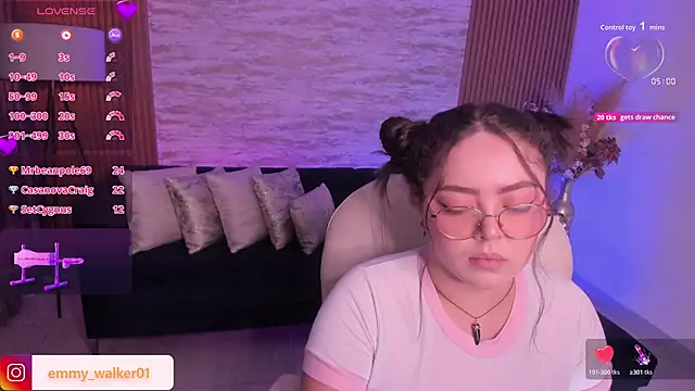 emmy_walker's cam snapshot