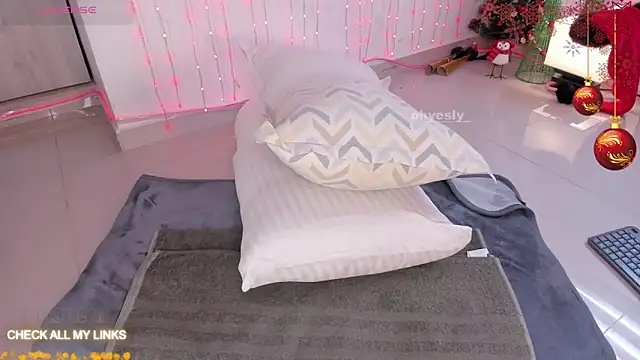 ohyesly_'s cam snapshot