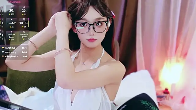 Chanee-9's cam snapshot