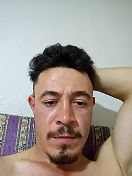 Paploesco026's cam snapshot