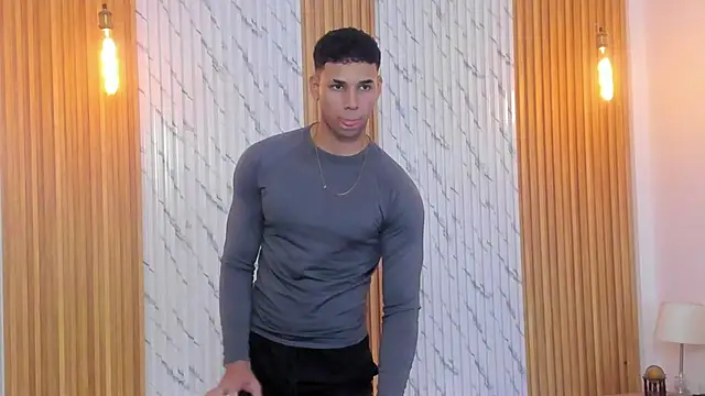 thomas_walker0's cam snapshot