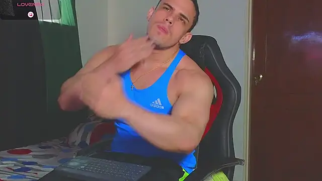 Regansmiths live sex cam