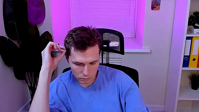 Hector_Spector's cam snapshot