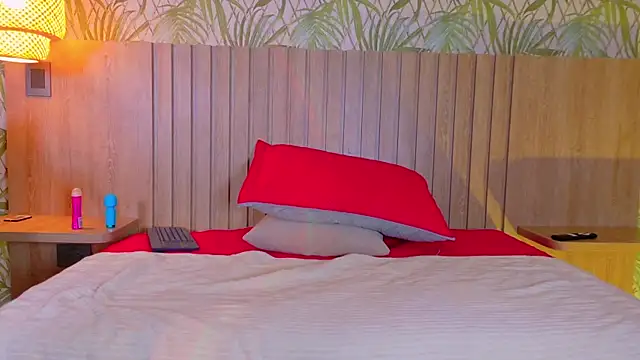 Mia_Cullen's cam snapshot