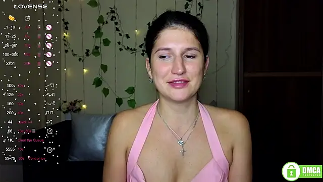 Alianna_Solo_Kisses's cam snapshot