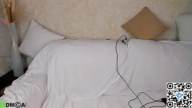 Michelle_Blond's cam snapshot