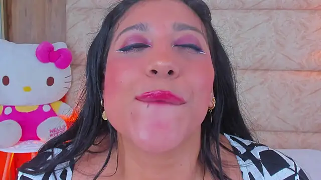 Antonella_Russo1's cam snapshot