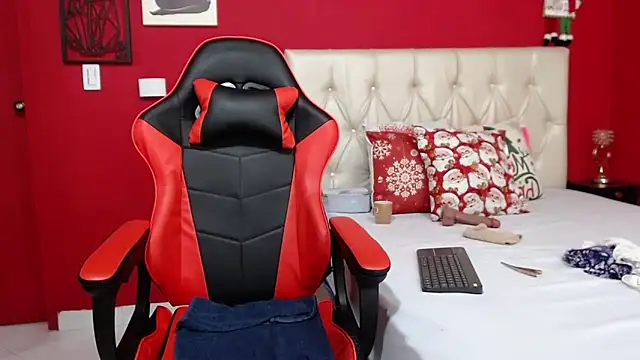 Rebecca_Milf's cam snapshot