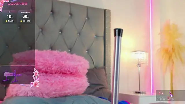 AllissonJames's cam snapshot