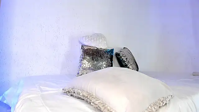 anastasia_bee's cam snapshot