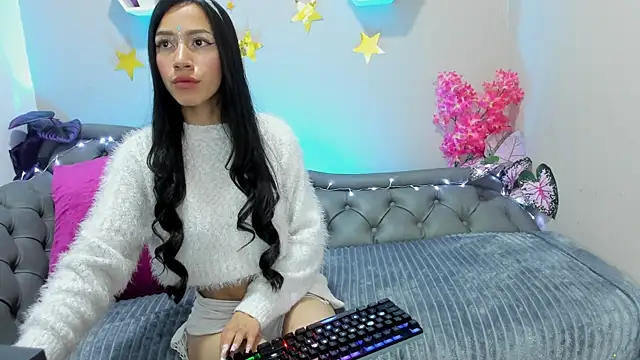 Laskhmi_'s cam snapshot