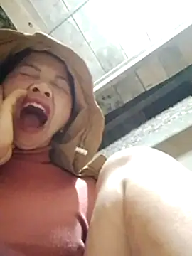 TRIEUTRIEU20's cam snapshot