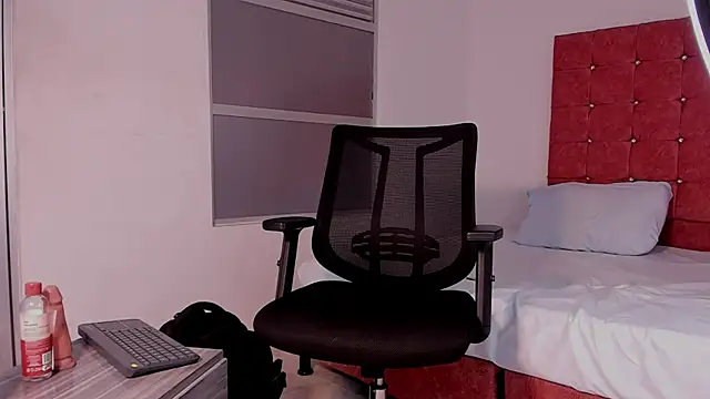 KingStark_'s cam snapshot