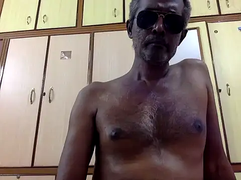 Lookin4Kinky_Partner's cam snapshot