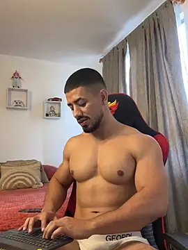 Ezzio_Scolaro's cam snapshot