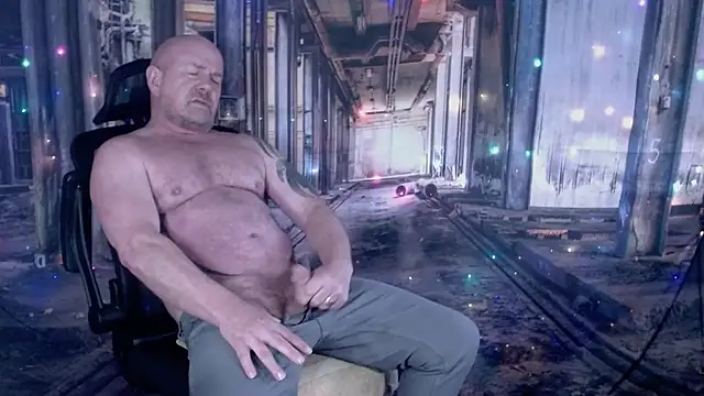 ManlyPrisonGuy live sex cam