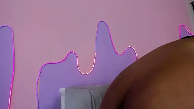 Mingie_Rouse's cam snapshot