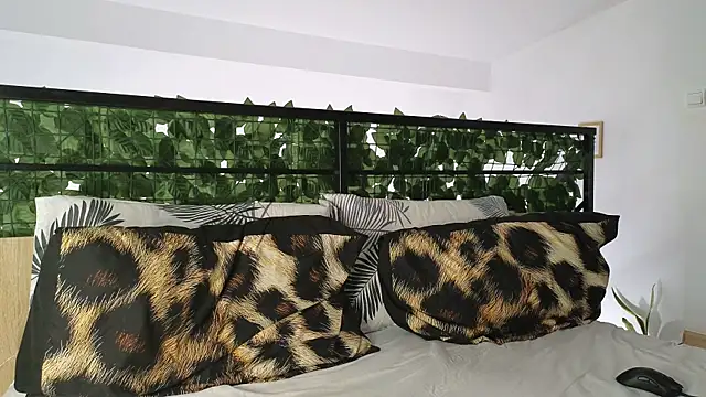 RyanStorm_'s cam snapshot