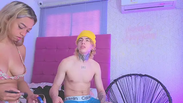 lily_and_wan's web cam