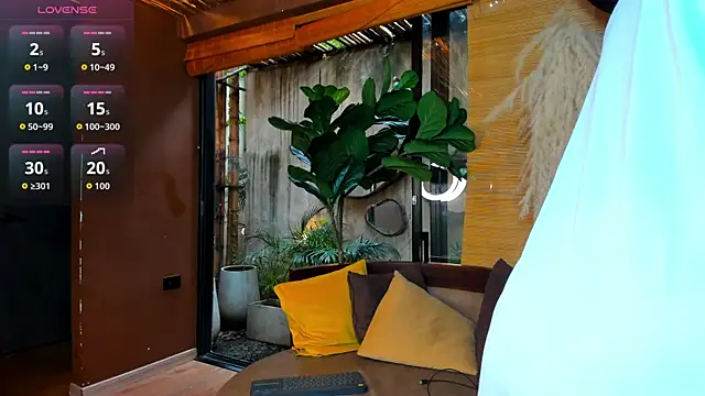 AlanCutee live sex cam