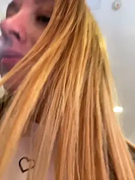 Sweet___Emily's cam snapshot