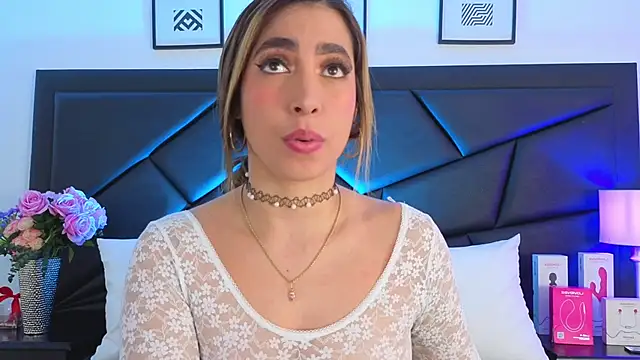 SophieCarther's cam snapshot