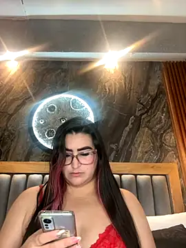 BellaPeers_'s cam snapshot