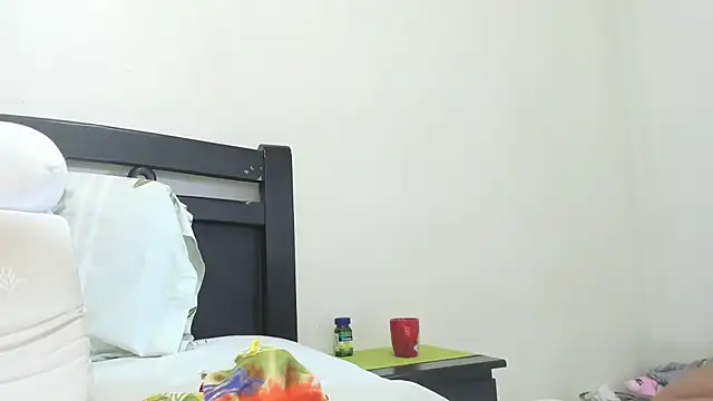 mara2020_69's cam snapshot