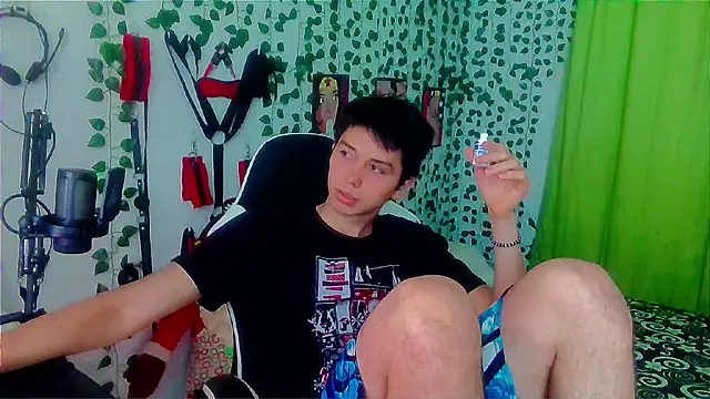 Andy_gray's cam snapshot