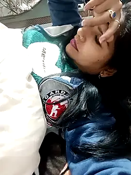 urvashi01224's cam snapshot