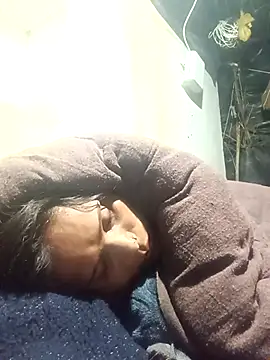 cute_diya_12's cam snapshot