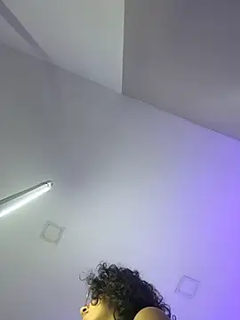 Amareto_'s cam snapshot