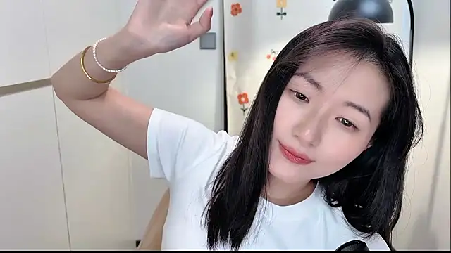 xixi-baobao's cam snapshot