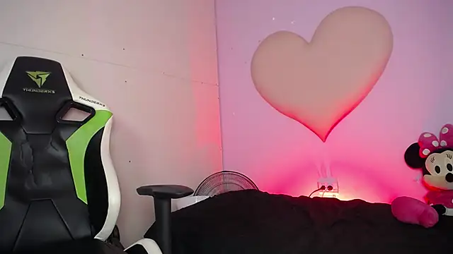 Little_bubu live sex cam