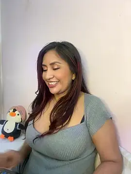 MonicaMoret's cam snapshot