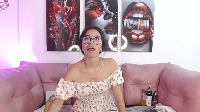 Miahotcs1's cam snapshot