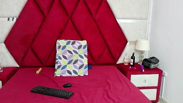 Kity_spiderr live sex cam