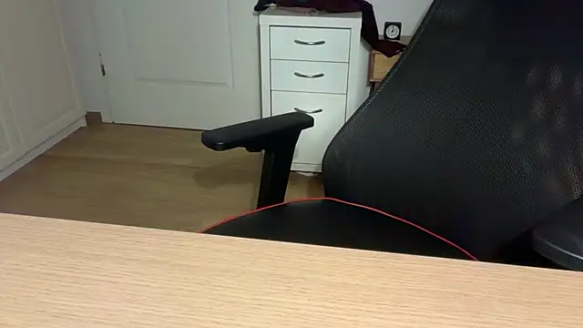 jungcock3210 live sex cam