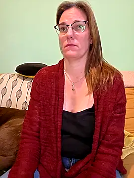 SpiceLea live sex cam