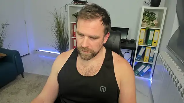 John-E-Dough live sex cam