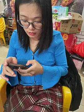 Bella0815 live sex cam