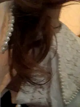 MaiHoang2k live sex cam