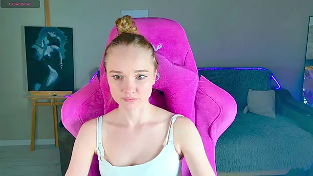 Shawty_Mia live sex cam