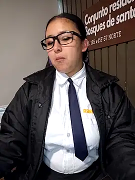 Cute_Penelope's cam snapshot