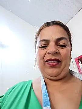 Mia-Glow's cam snapshot