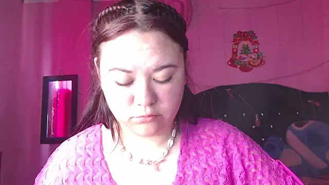 NikkiRous_'s cam snapshot