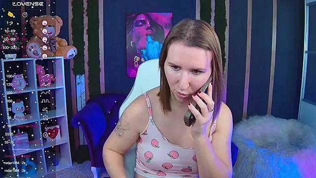 AliceBYKiss live sex cam