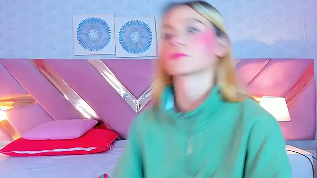 ChloeLaurentt's cam snapshot