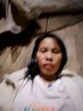 Ana_hoa live sex cam